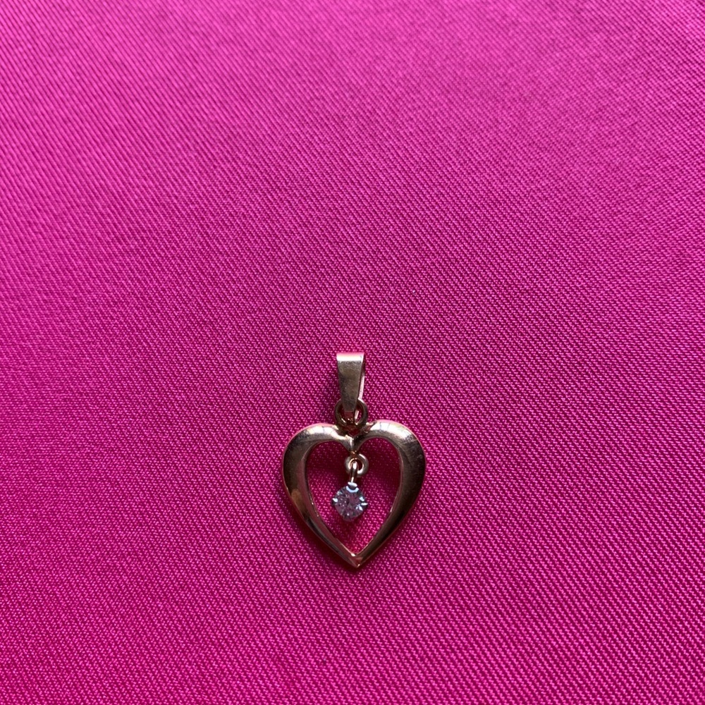 Gold and Diamond heart necklace